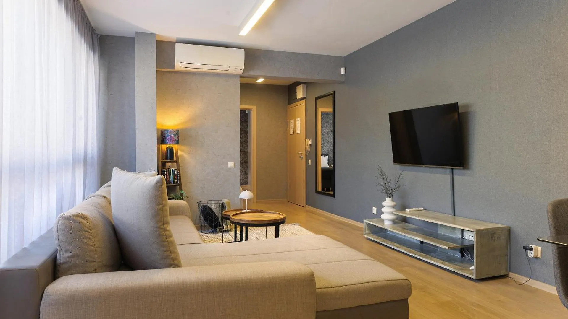 City Center Apartments With Parking Filibe 0*,