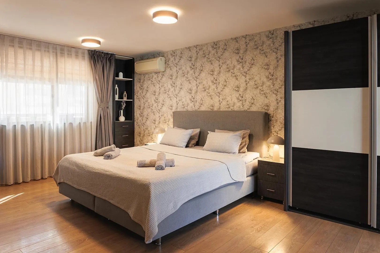 City Center Apartments With Parking Plovdiv