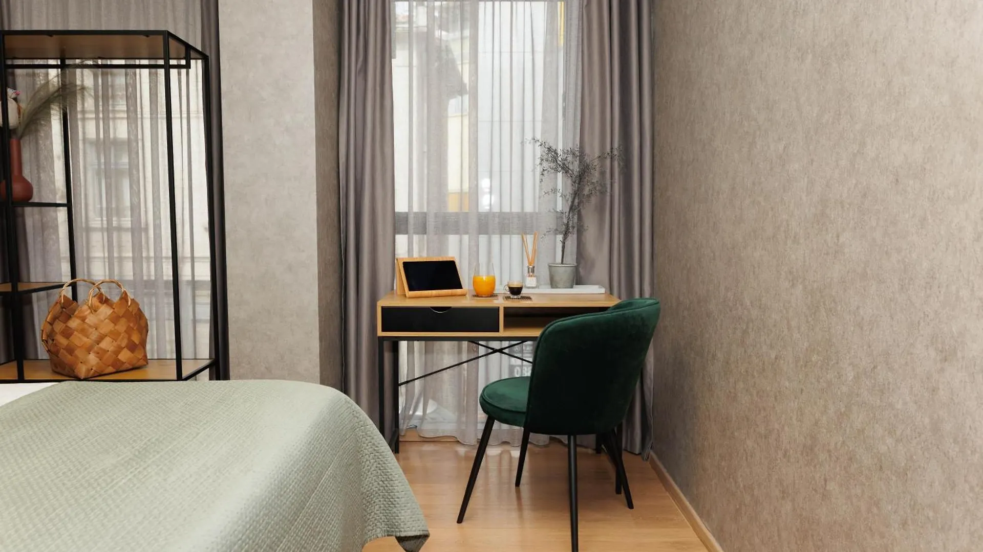 City Center Apartments With Parking Filibe 0*,