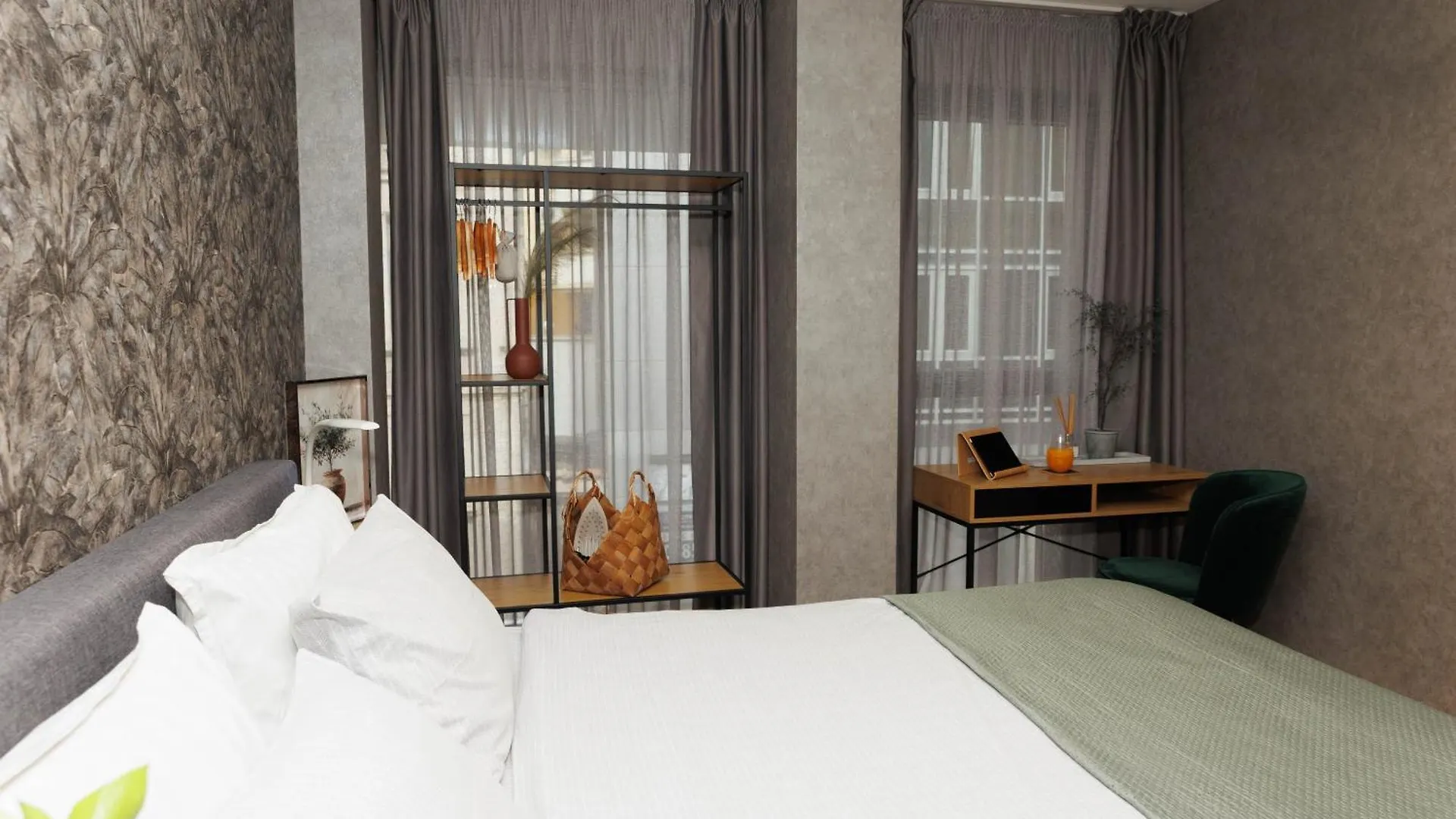 City Center Apartments With Parking Filibe